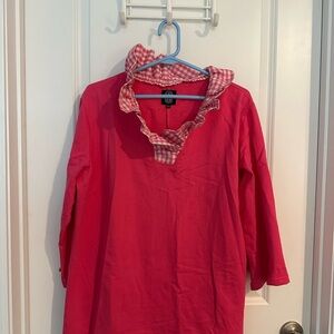 Elegant Pink Blouse with Checkered Collar